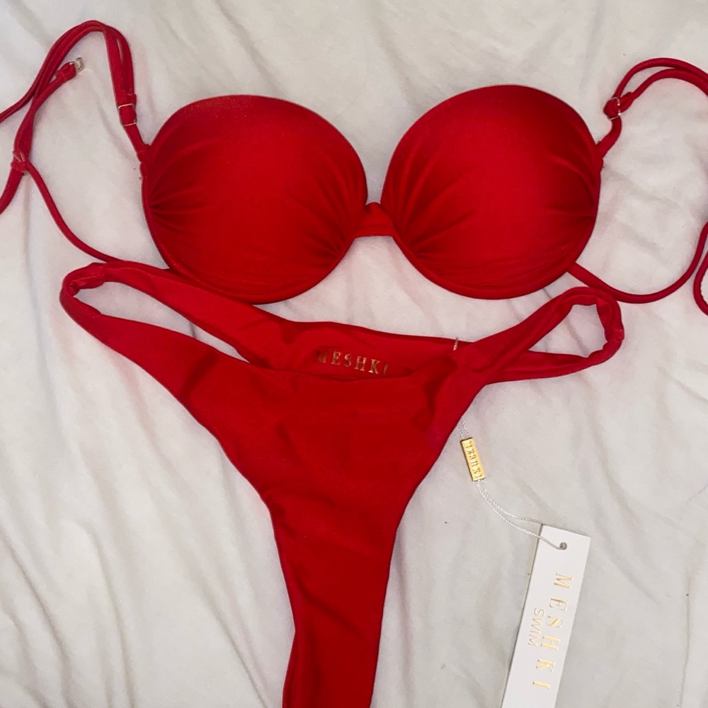 Meshki red bikini set